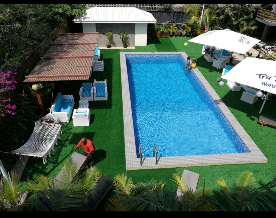 The Sanctuary Hotel Resort Spa Port Moresby Exterior foto
